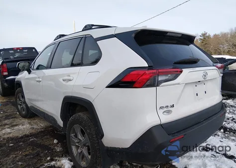 2023 Toyota Rav4 Xle z USA, uszkodzony, nr VIN 2T3P1RFV5PC350251